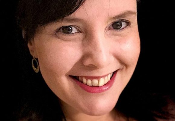 “O sorriso e brilho no olhar das nossas pacientes valem mais que muitas palavras” afirma oncologista pediátrica “O sorriso e brilho no olhar das nossas pacientes valem mais que muitas palavras” afirma oncologista pediátrica