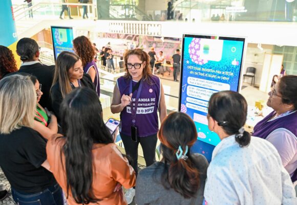 Ação de Conscientização sobre o HPV na Avenida Paulista, em São Paulo